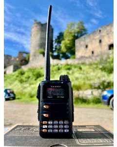 Yaesu FT70DE